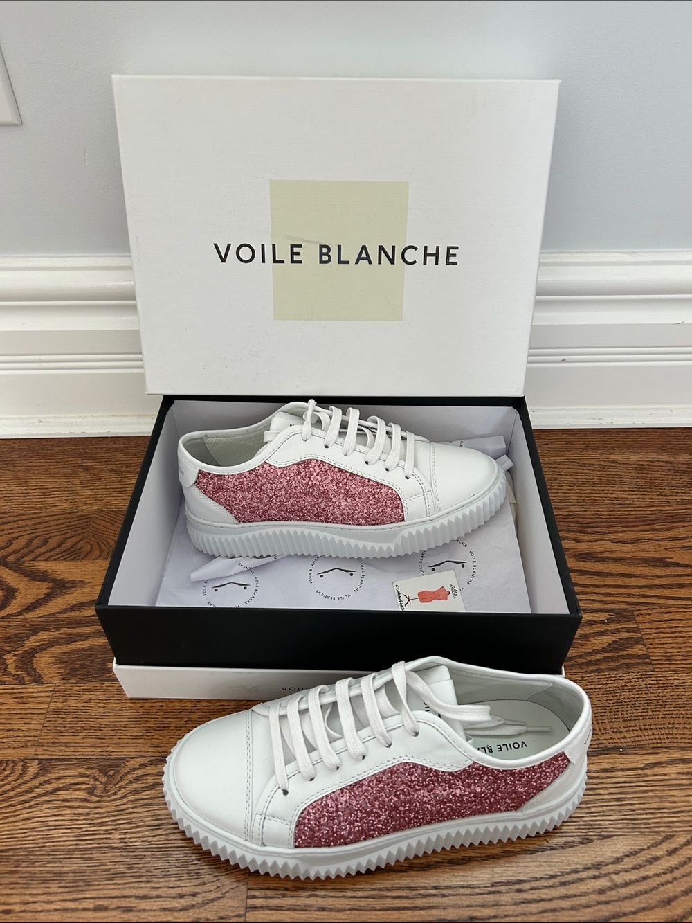 Voile Blanche White Sneakers with Pink Glitter Side Panels